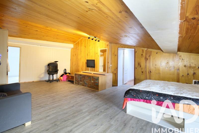 Maison de ville - 210 m² - 7 pièces