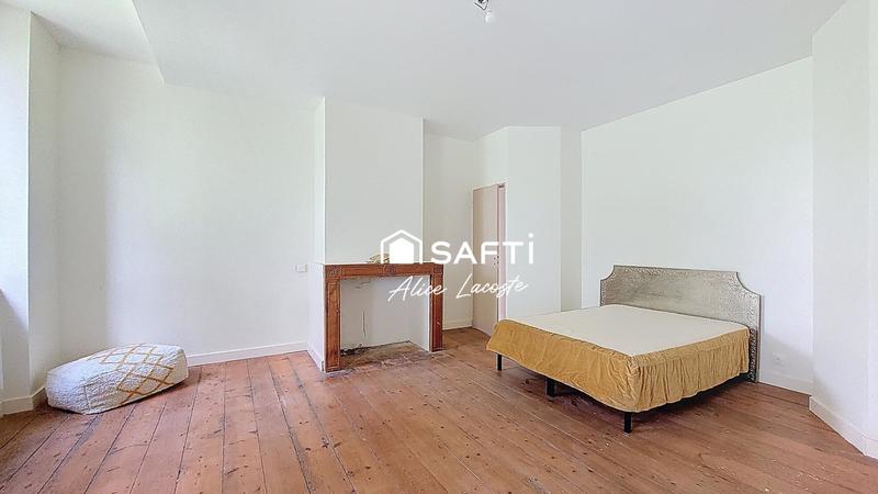 Maison - 245 m² - 7 pièces