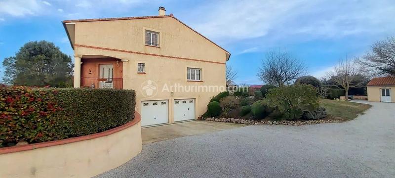 Maison - 273 m² - 8 pièces