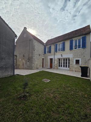 Maison - 102 m² - 4 pièces