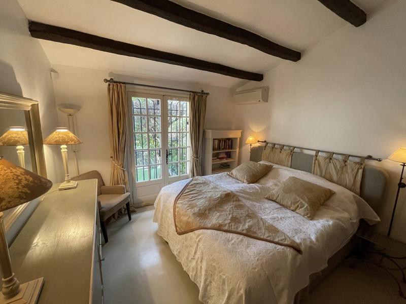 Maison jumelée - 125 m² - 4 pièces