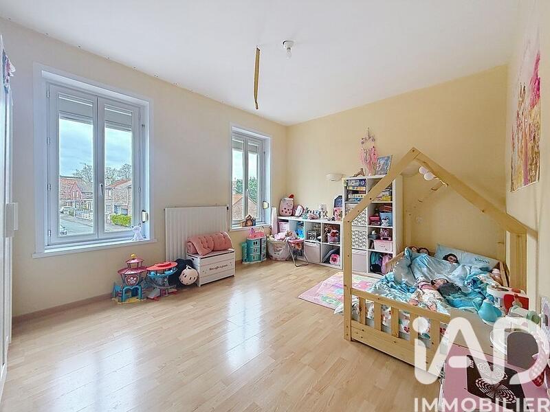 Maison - 110 m² - 4 pièces