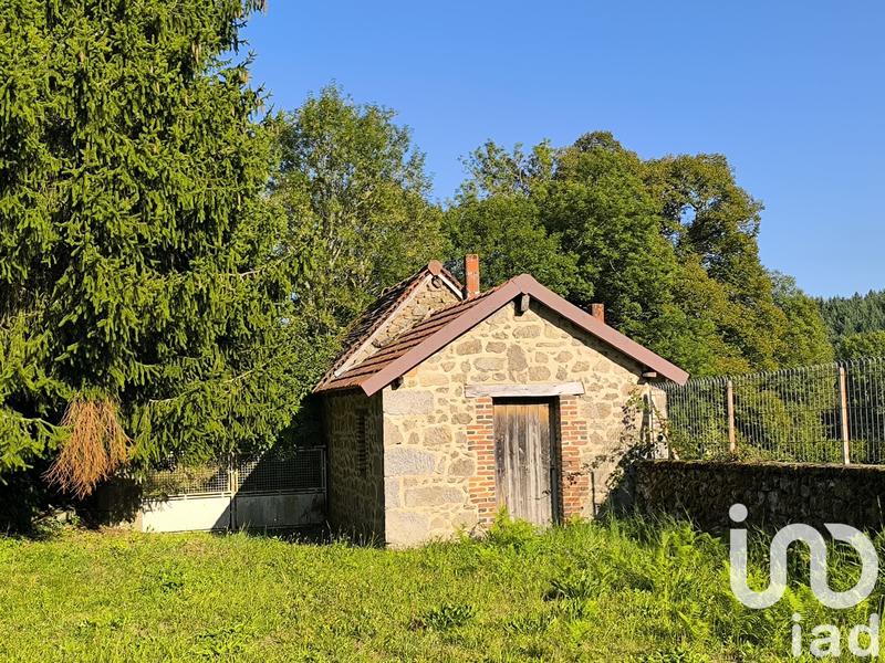 Maison - 90 m² - 8 pièces