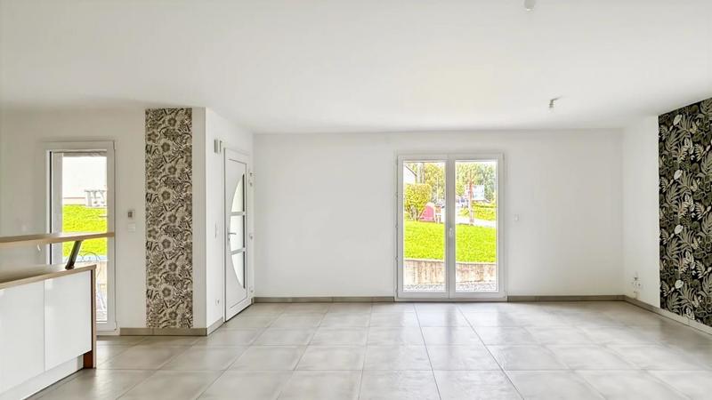 Maison - 102 m² - 5 pièces