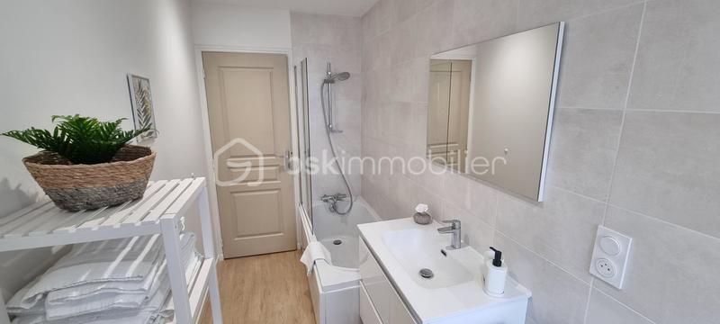 Appartement - 63 m² - 3 pièces