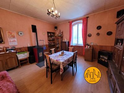 Maison de village - 79 m² - 5 pièces