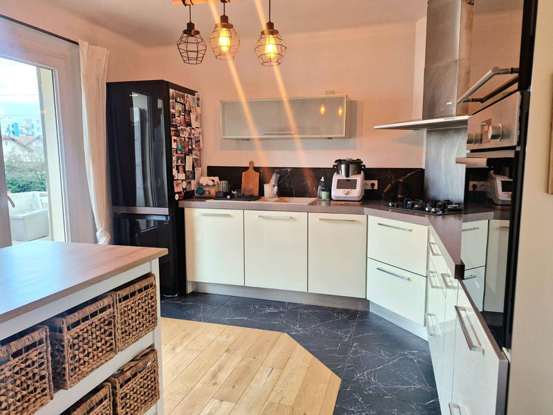 Appartement - 72 m² - 3 pièces