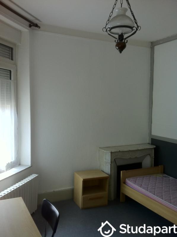 Chambre - 9 m² - 1 pièce