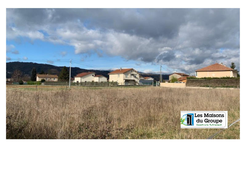 Terrain constructible - 858 m²