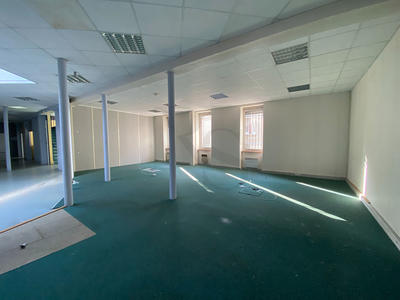 Bureau - 419 m²