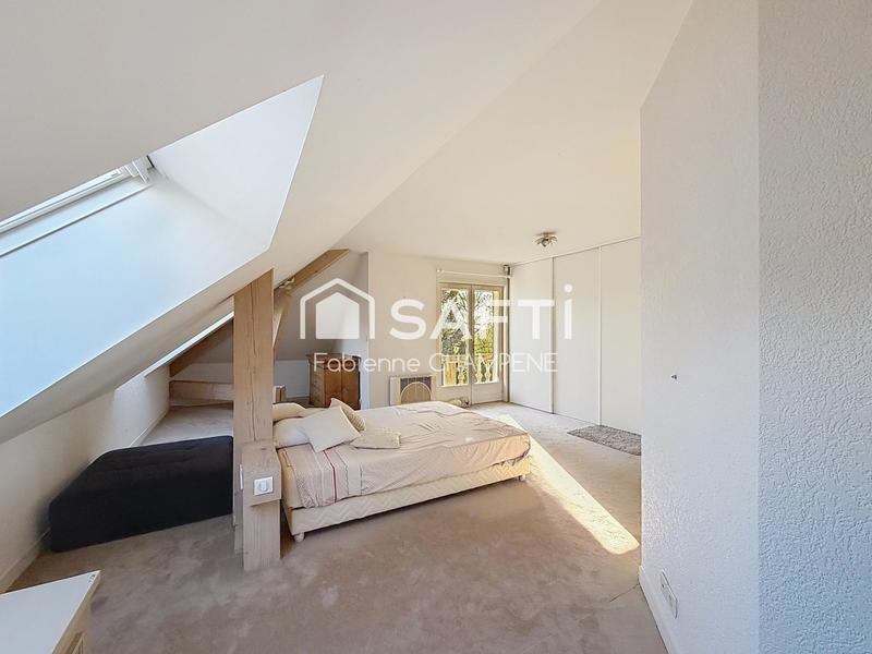 Maison - 192 m² - 8 pièces