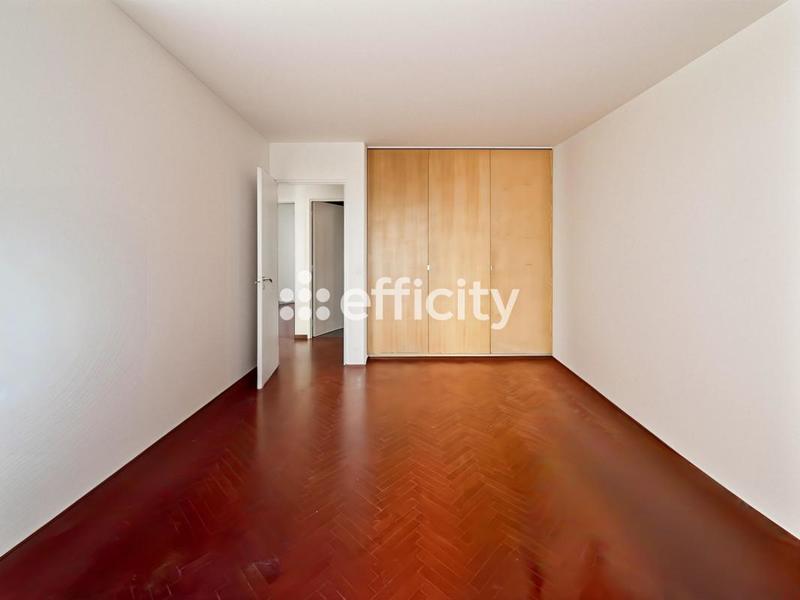 Appartement - 95 m² - 4 pièces