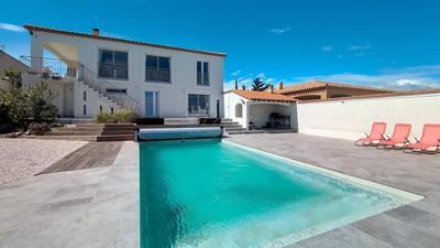 Maison - 206 m² - 8 pièces