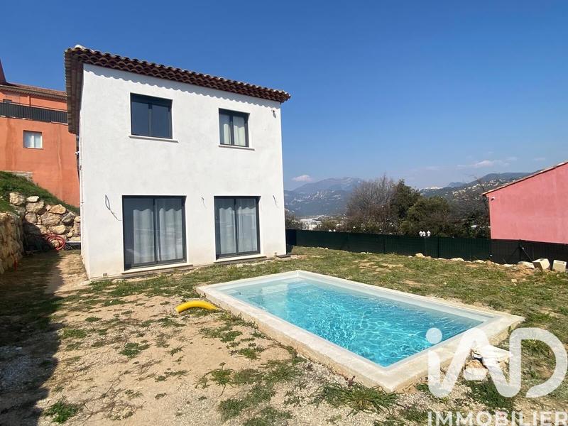 Maison - 80 m² - 4 pièces