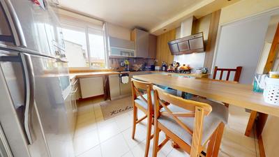 Maison - 103 m² - 5 pièces