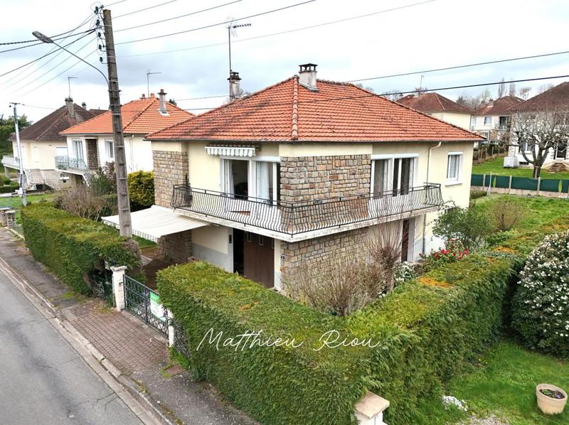 Maison - 106 m² - 6 pièces