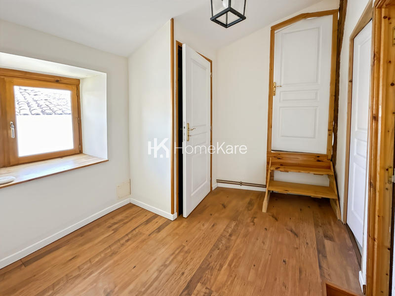 Maison - 180 m² - 6 pièces