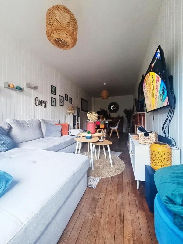 Maison - 158 m² - 8 pièces