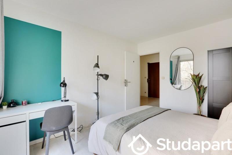 Chambre - 10 m² - 1 pièce