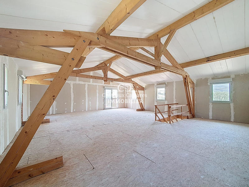 Maison - 186 m² - 2 pièces