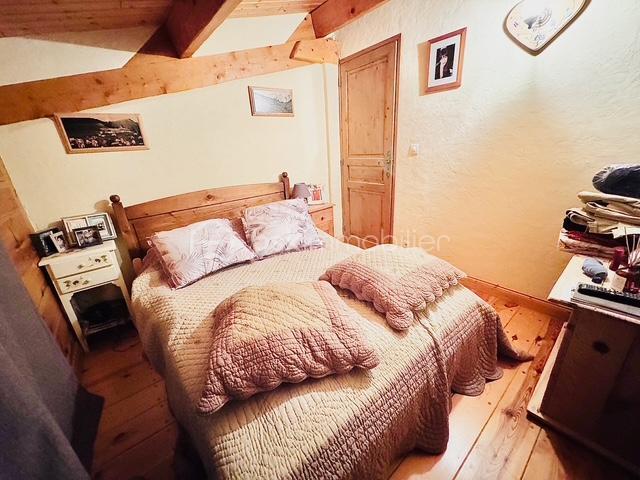 Maison en pierre - 110 m² - 5 pièces