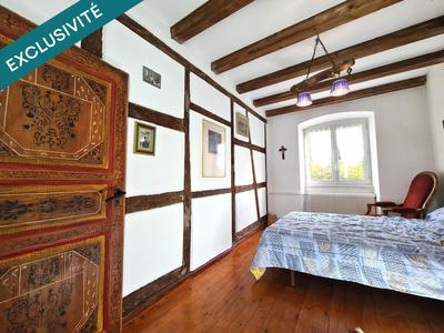 Maison - 279 m² - 10 pièces