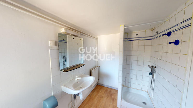 Maison - 284 m² - 11 pièces