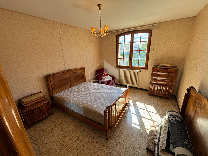 Maison - 189 m² - 7 pièces