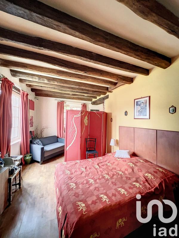 Maison - 180 m² - 8 pièces