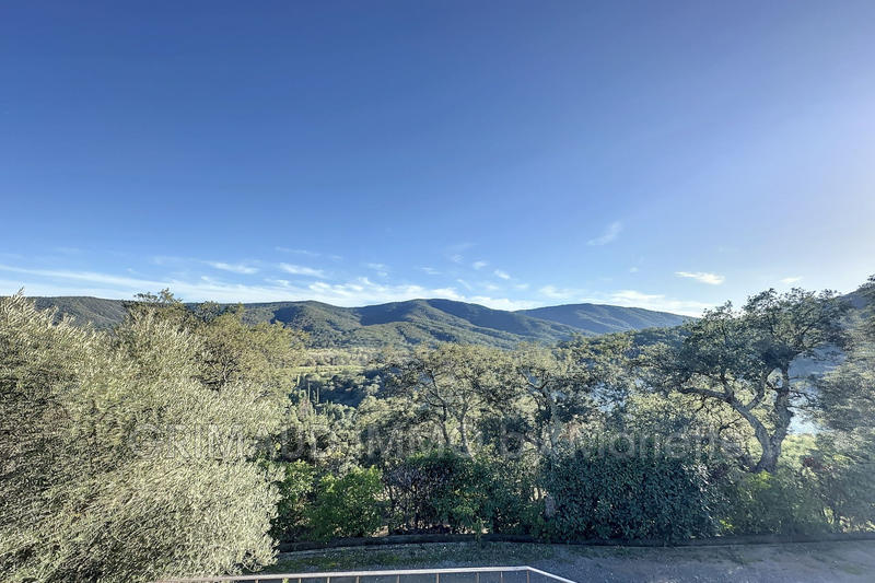 Villa - 195 m² - 6 pièces