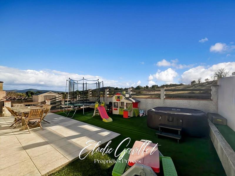 Maison - 86 m² - 5 pièces