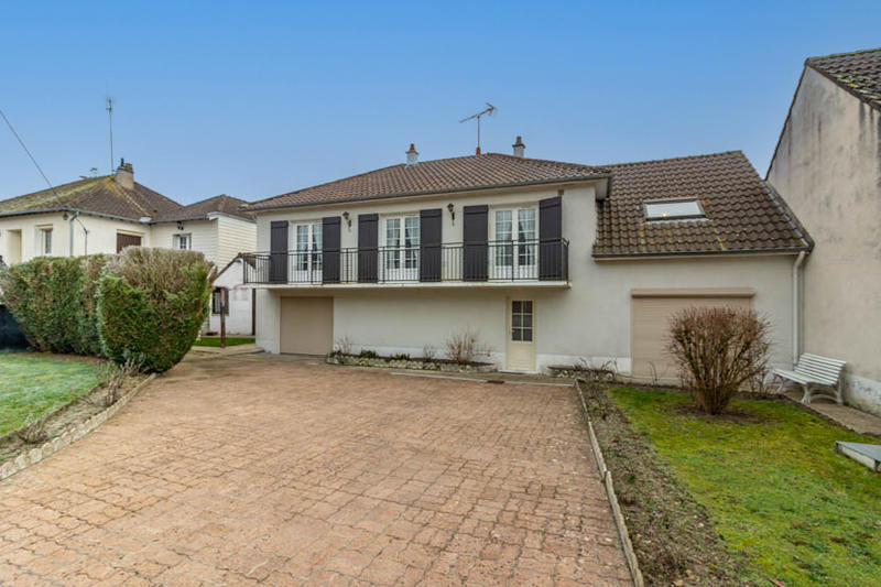 Maison - 123 m² - 7 pièces