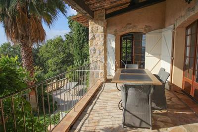 Villa - 233 m² - 5 pièces