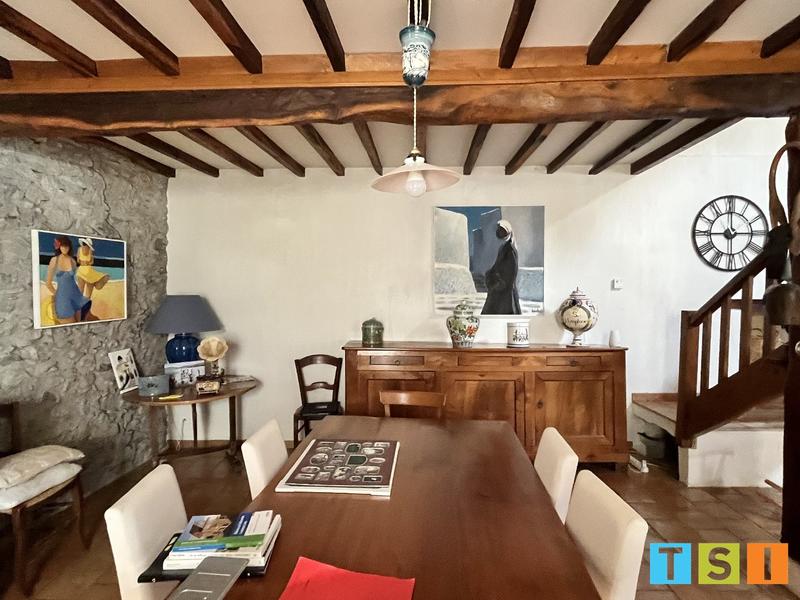 Maison - 190 m² - 6 pièces