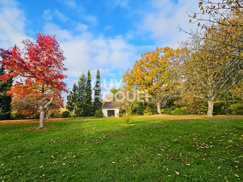 Maison - 320 m² - 11 pièces