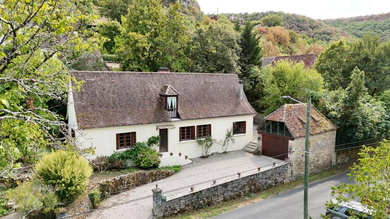 Maison - 110 m² - 7 pièces