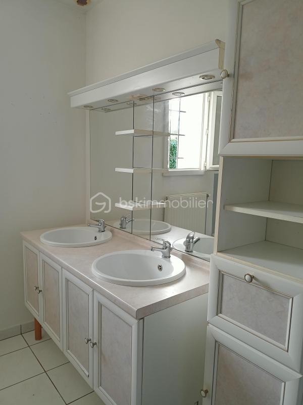 Maison - 98 m² - 4 pièces