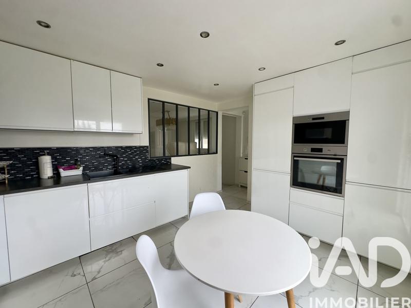 Maison - 151 m² - 7 pièces