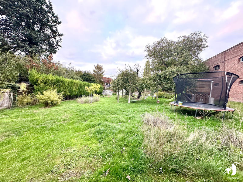 Maison - 195 m² - 7 pièces