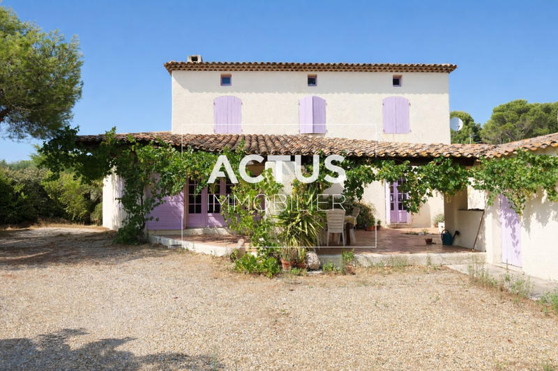 Maison - 189 m² - 6 pièces