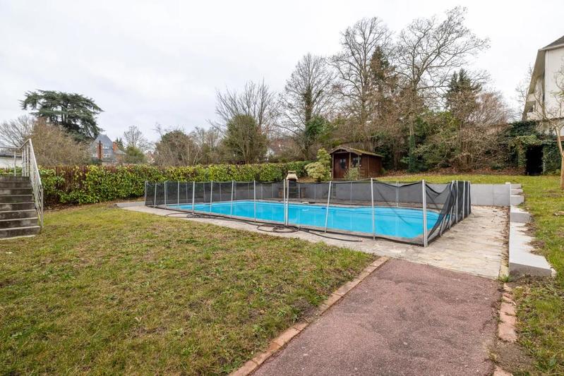 Maison - 163 m² - 7 pièces