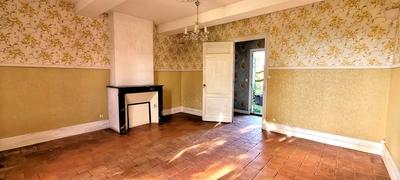 Maison - 260 m² - 8 pièces