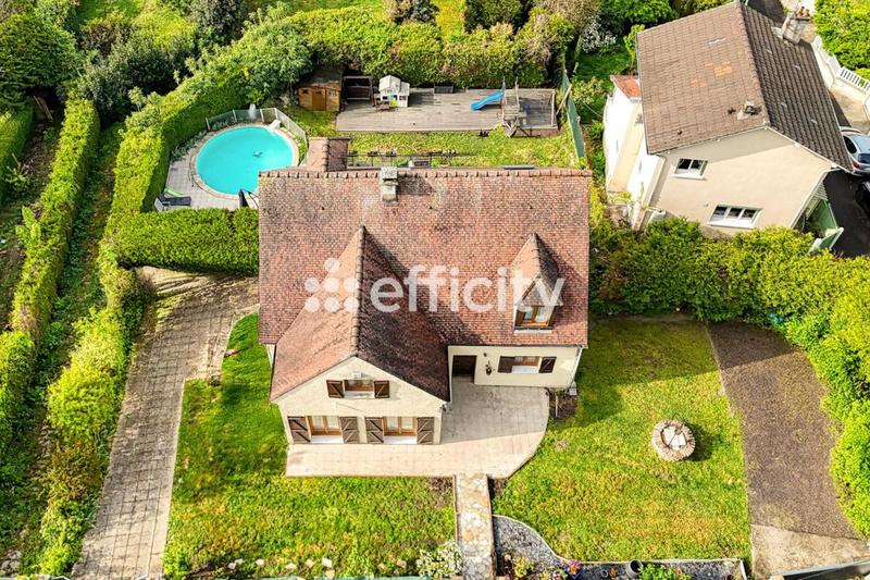 Villa - 160 m² - 7 pièces