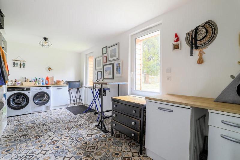 Maison - 227 m² - 5 pièces