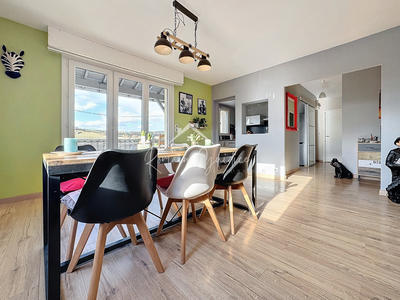 Maison - 136 m² - 6 pièces