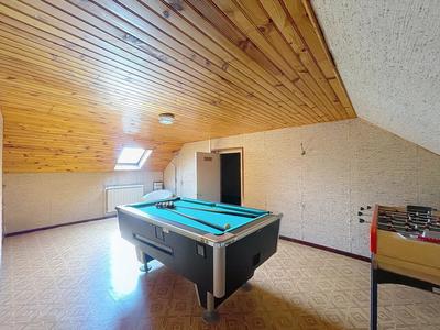 Maison - 170 m² - 9 pièces