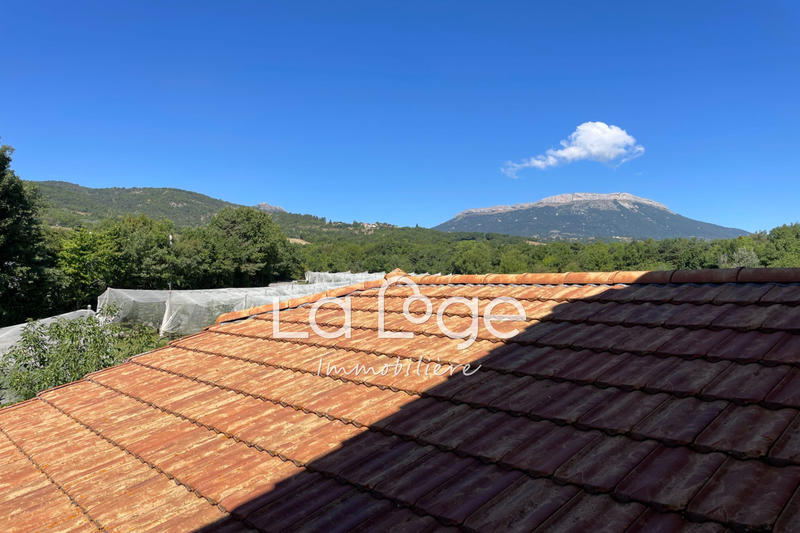 Maison - 224 m² - 7 pièces