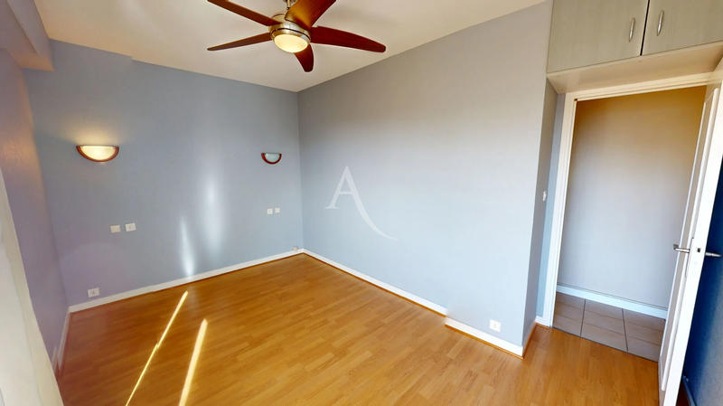 Appartement - 101 m² - 4 pièces