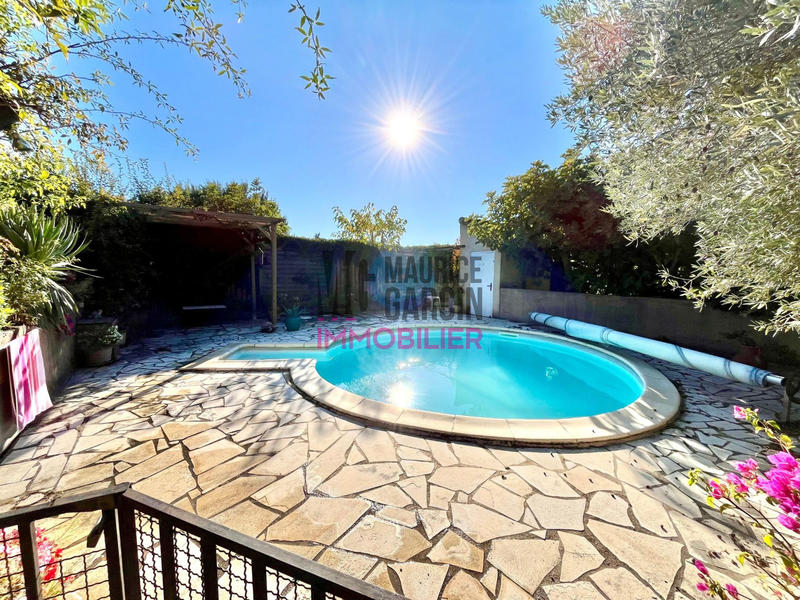 Maison - 224 m² - 5 pièces