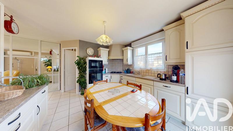 Maison - 108 m² - 5 pièces